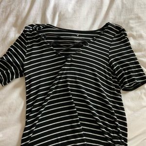 American Eagle ribbed 3/4  stripe lace up shirt
